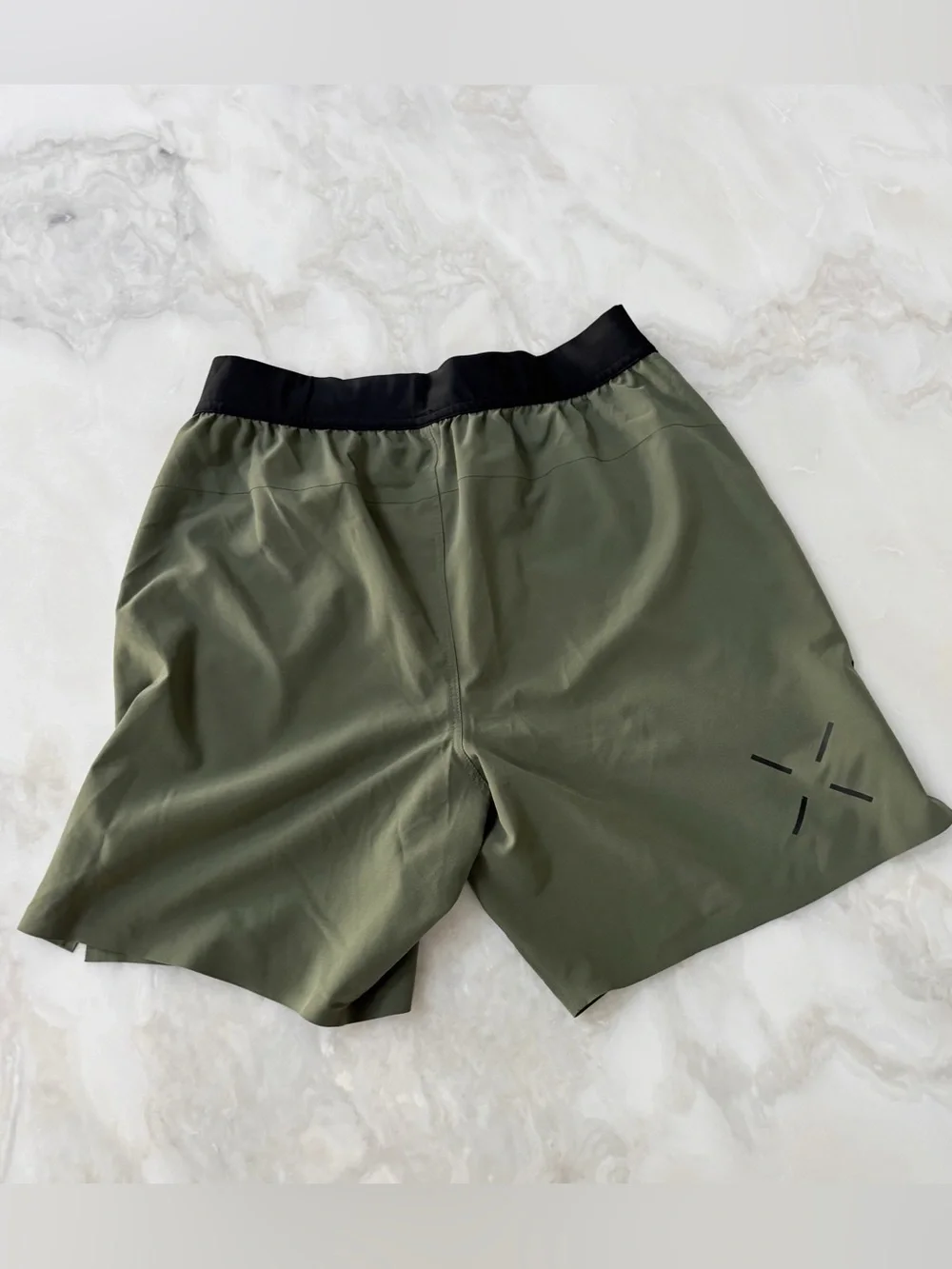 Ten Thousand 7” Interval Athletic Short Men’s Size Small Green Unlined
